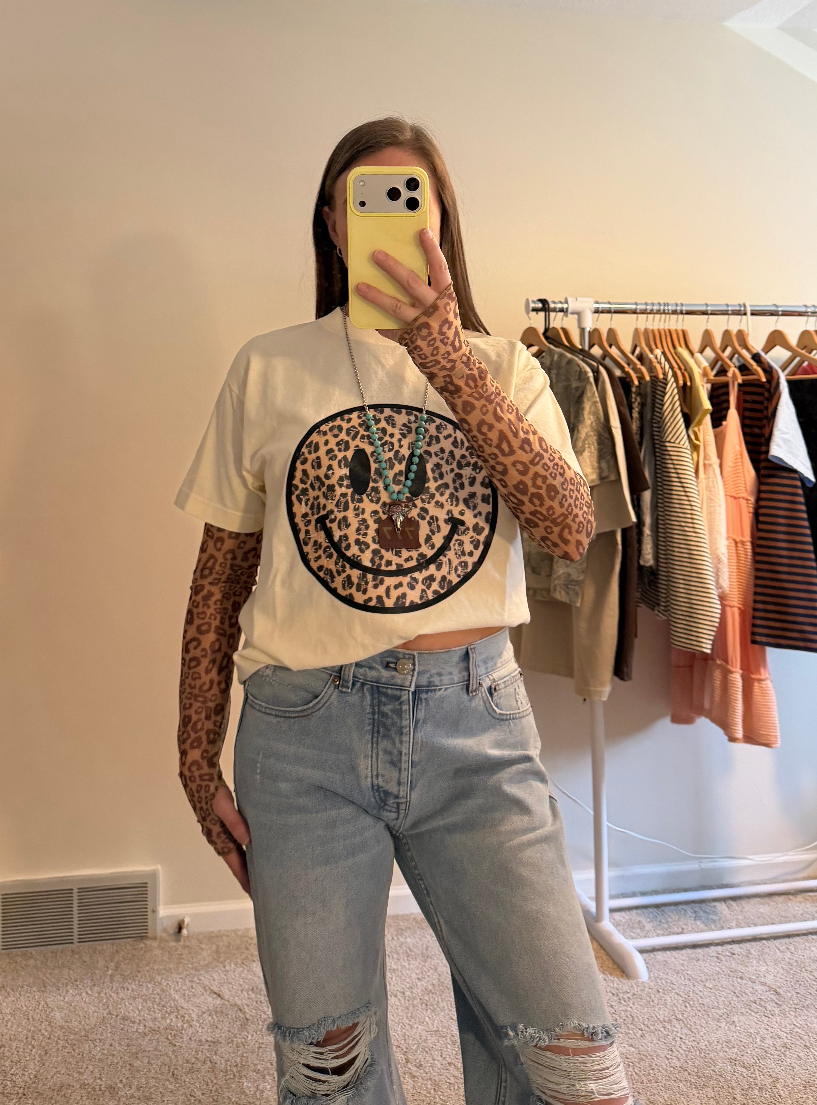 "Cheetah Smiley" Vintage-Wash Graphic Tee