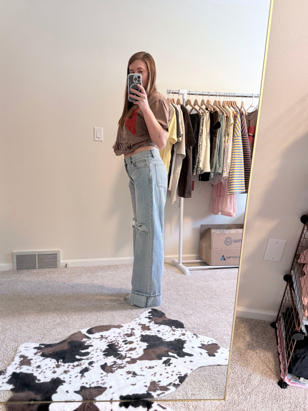 Vintage Fold & Distressed Wide-Leg Jeans