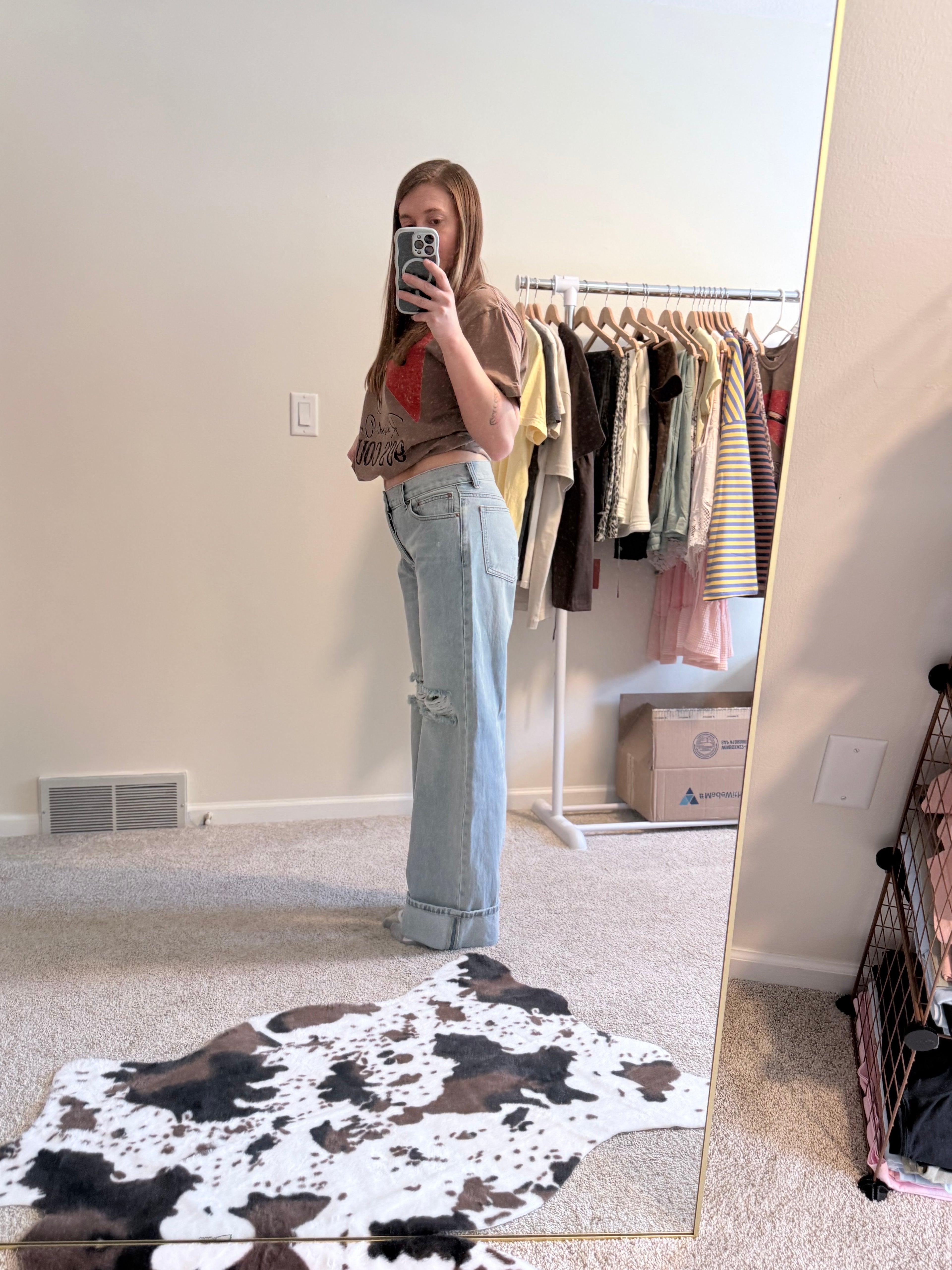 Vintage Fold & Distressed Wide-Leg Jeans