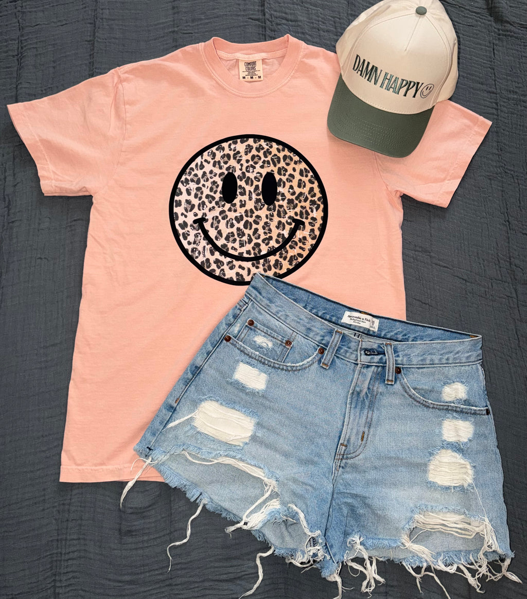 "Cheetah Smiley" Vintage-Wash Graphic Tee
