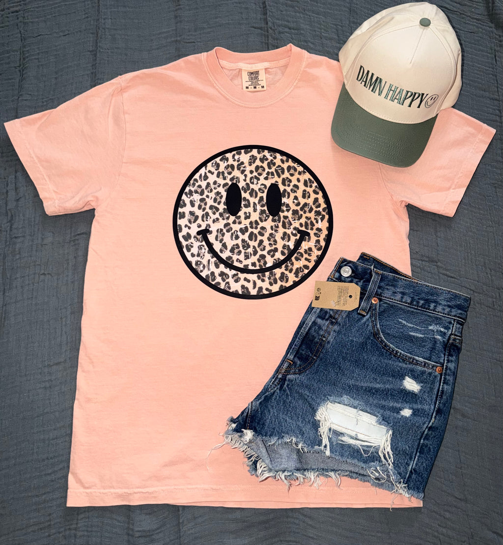 "Cheetah Smiley" Vintage-Wash Graphic Tee