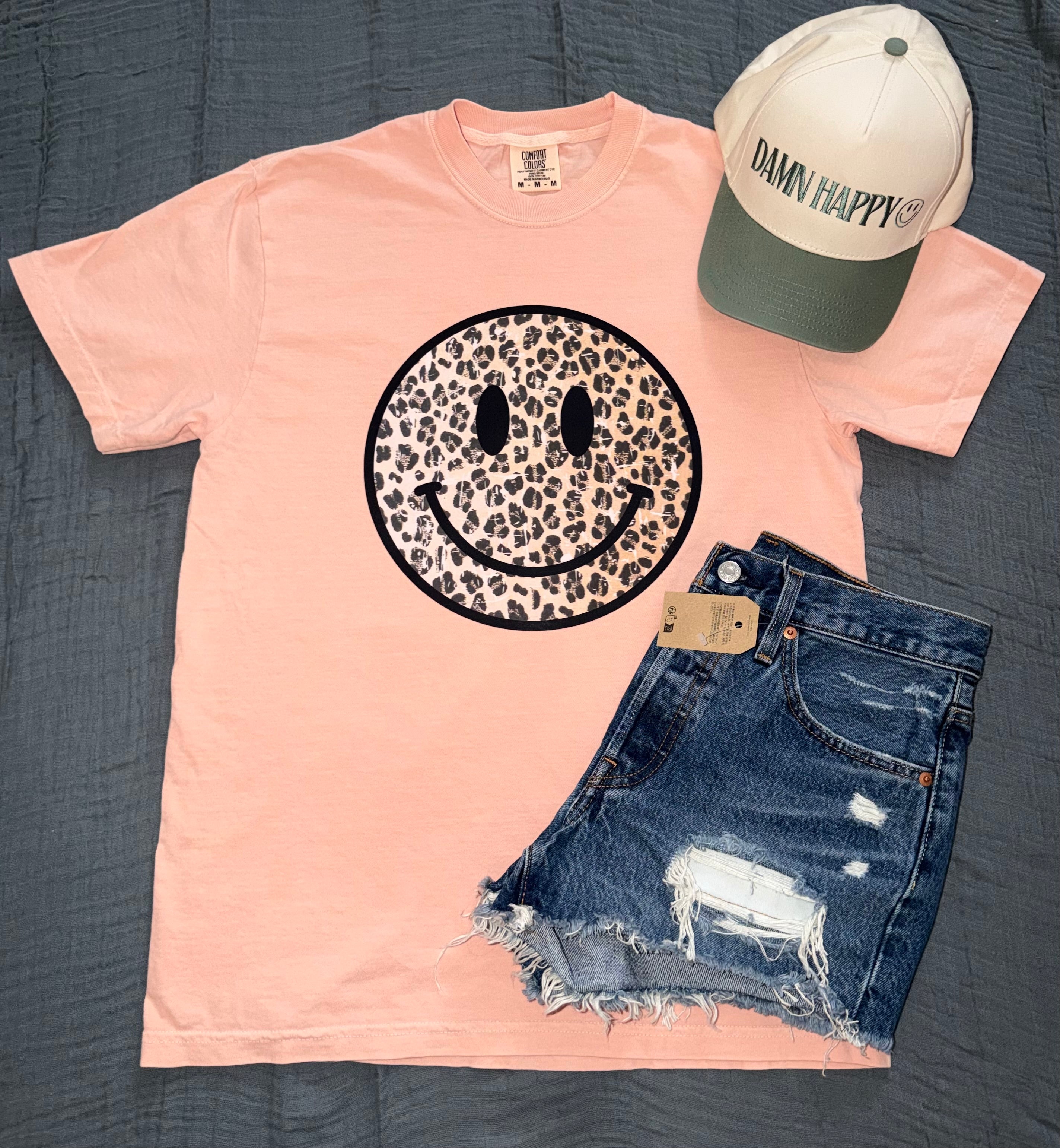 "Cheetah Smiley" Vintage-Wash Graphic Tee