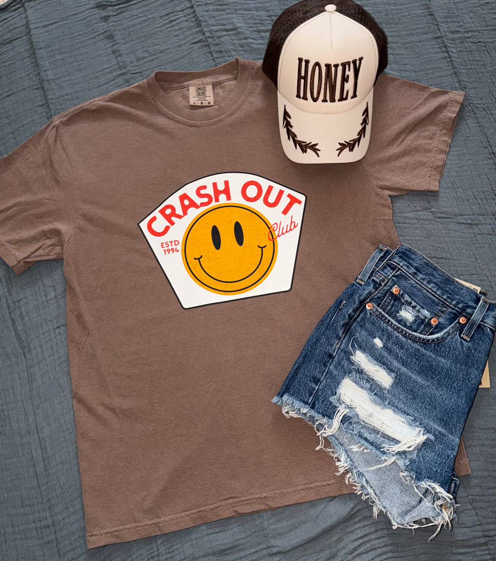 "Crash Out Club" Vintage-Wash Graphic Tee
